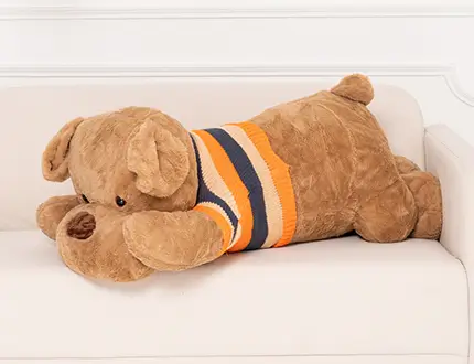 Gros chiens en peluche